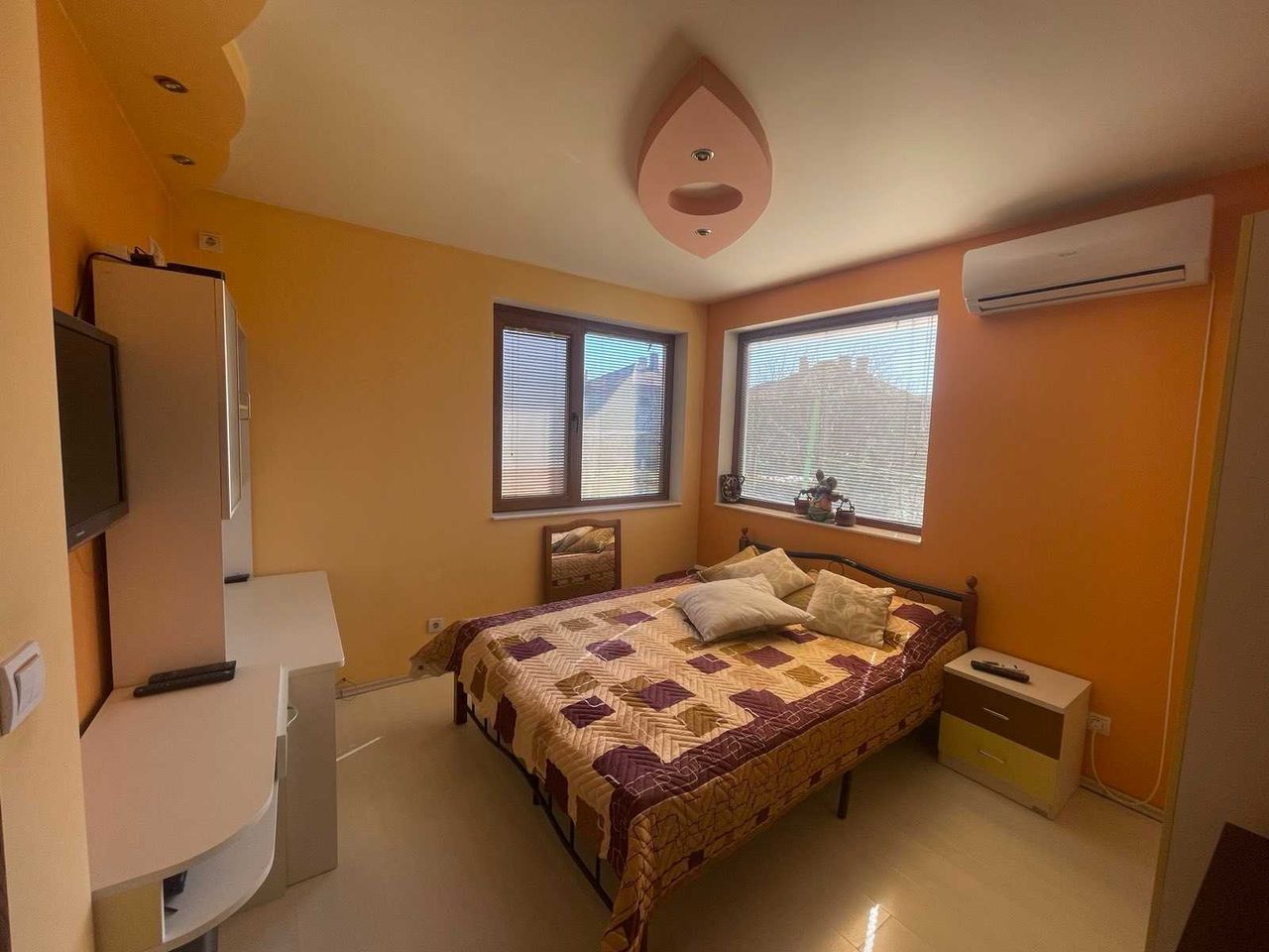 Продава се Къща в Горна Оряховица - 110 кв.м за 1037 €/кв.м - Снимка #2