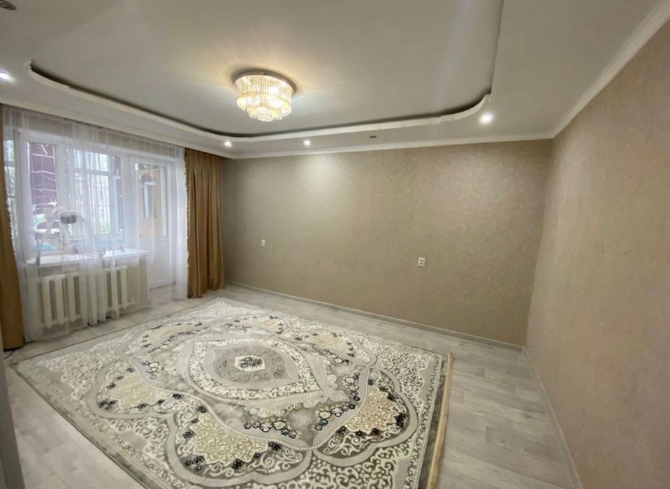 Продам 3-х комнатную квартиру. В центре города.