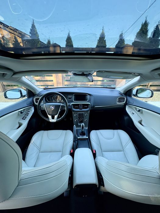 Volvo V40 2.0  190 CP