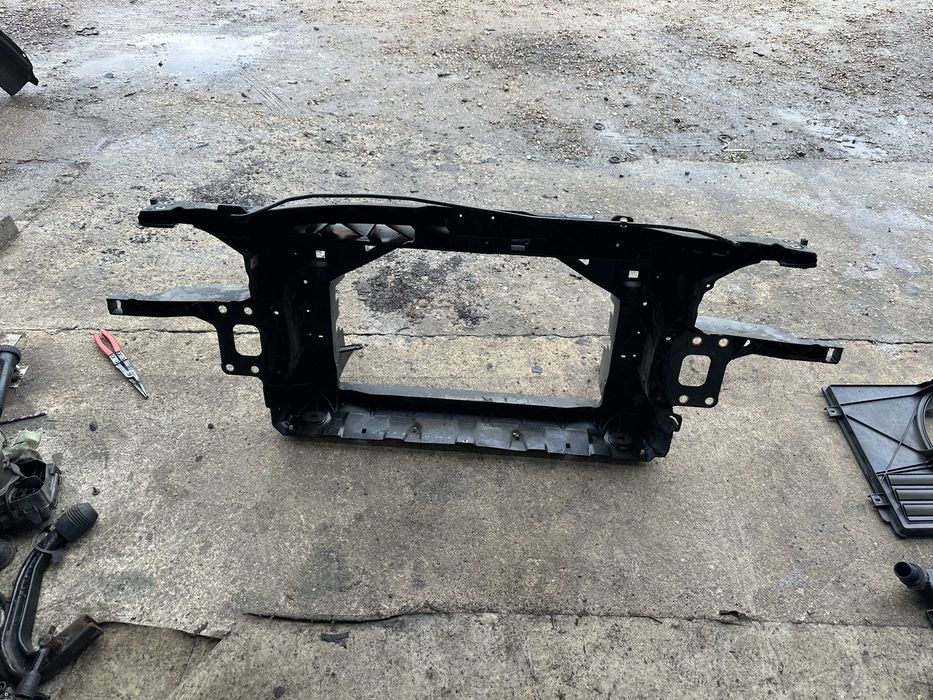 Преден панел/Очиларка за Seat Leon