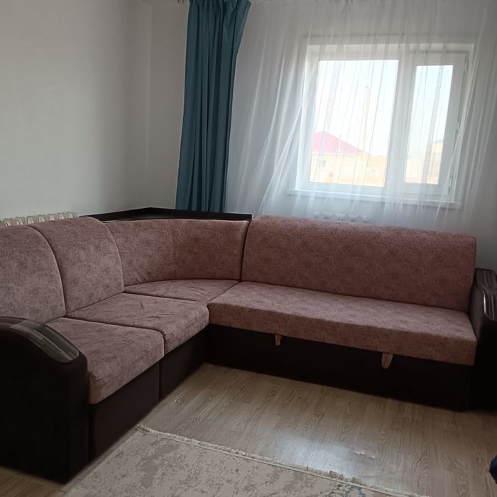 Продам срочно угловой диван
