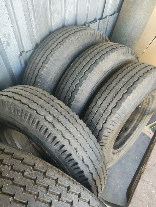 Продам резину на китаец фотон 5 Ти тонник