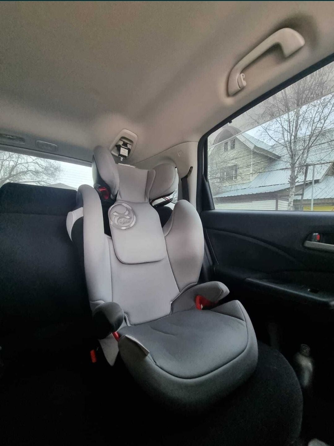 Детское автокресло Cybex Solution M-Fix, группа 2-3, для 15-36 кг.
