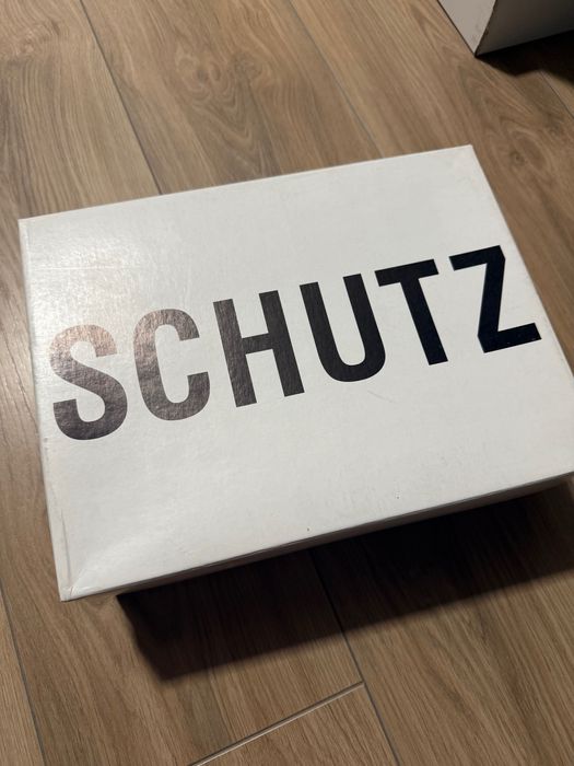 Дамско сандали на ток