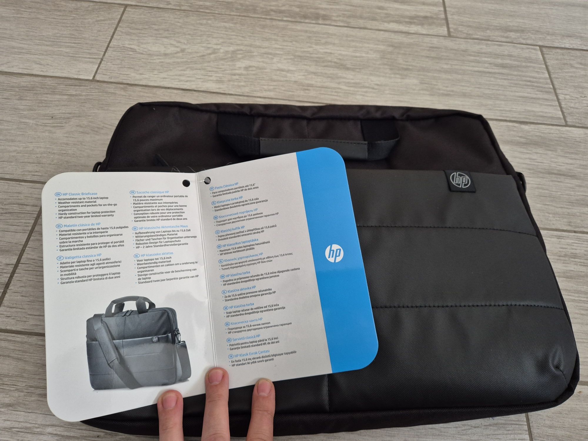 Vand geanta laptop Hp noua