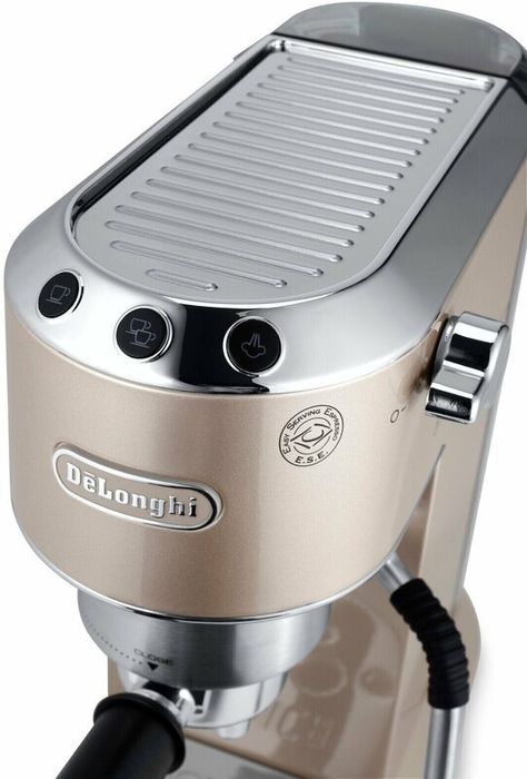 Рожковая кофеварка DeLonghi EC885. BG бежевый, 1300Вт, 15Бар