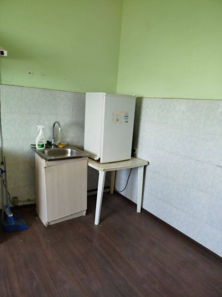 2 хонали 80кв.м². 4-қават ғиштли дом Манзил: Эски аэропорт.