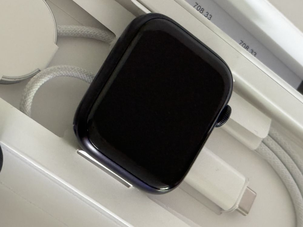 Apple Watch 9 45mm черен istyle 2г гаранция - бартер
