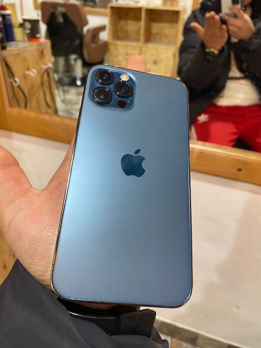 IPhone 12 Pro ACCEPT și unele schimburi