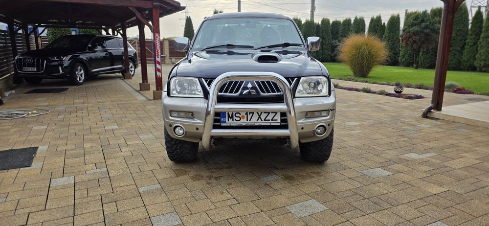 Mitsubishi L200 din 2005 volan pe dreapta 116 cp