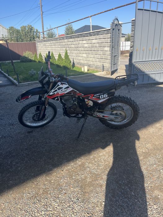 Продам эндуро 250куб