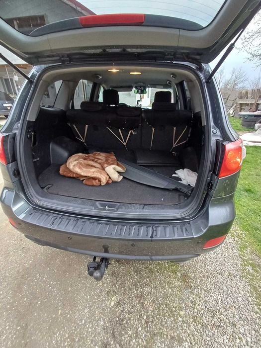 Vand sau schimb Hyundai Santa fe i