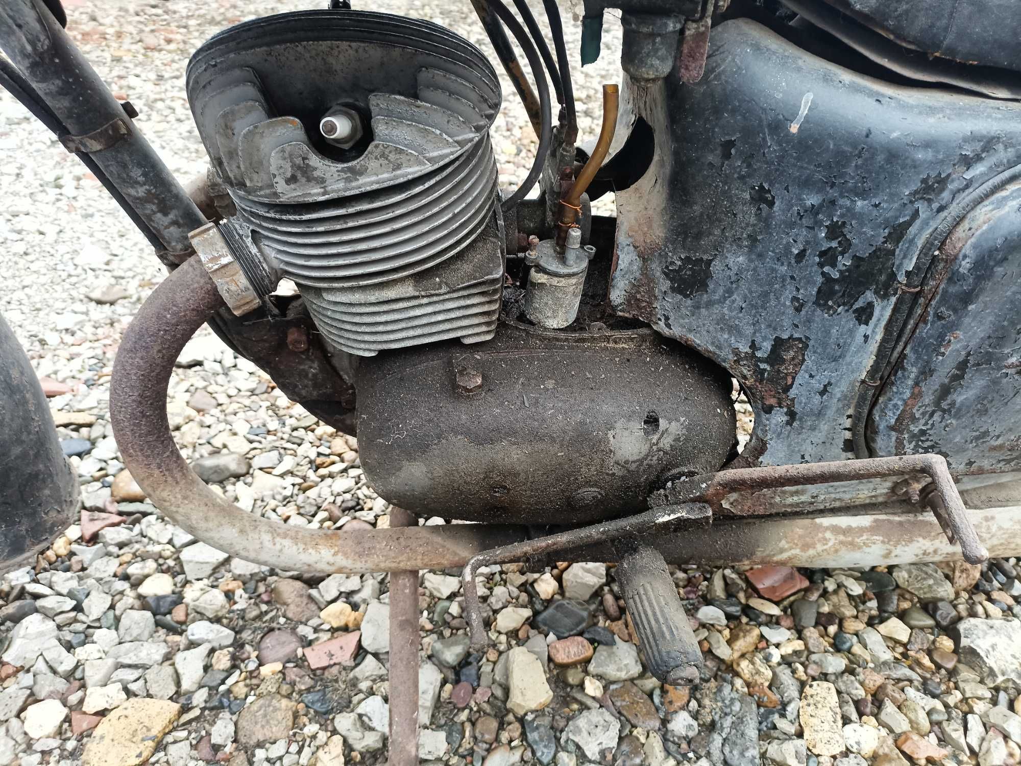 Ковровец 175cc соц мотоциклет
