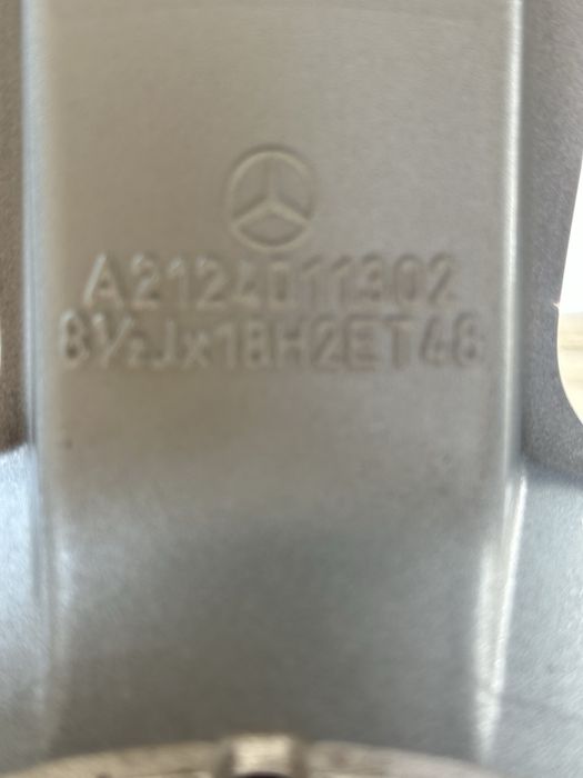 Jante originale mercedes-Benz w212 r18 in doua dimensiuni