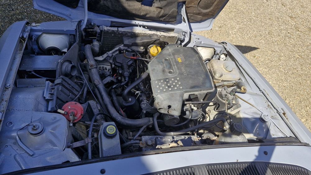 Se vinde dacia papuc!
