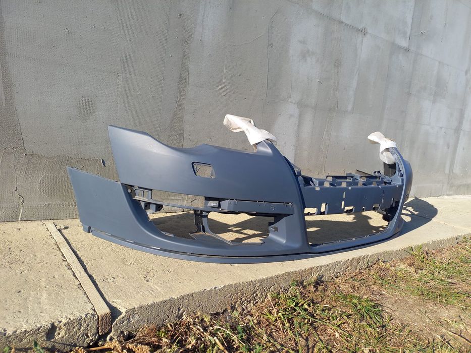 Bară față Passat B6 cu stropitoare pentru faruri xenon.