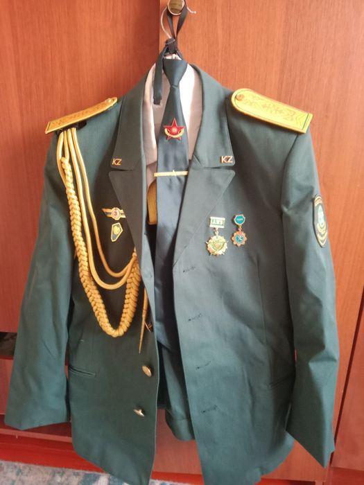 Парадни форма жаңа