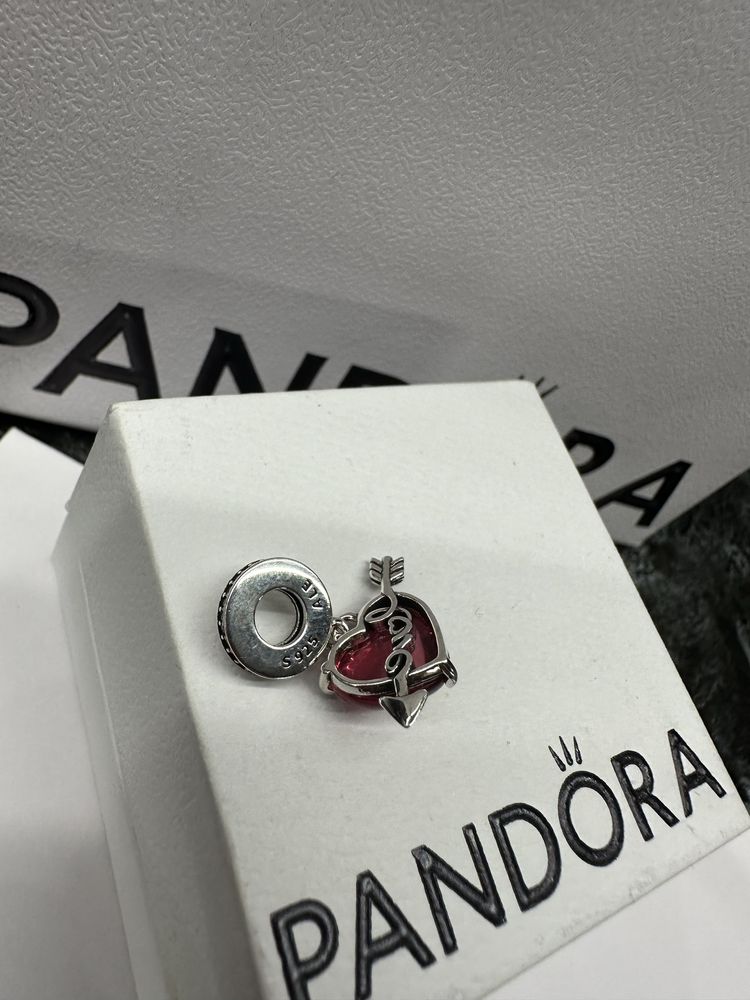 Талисман Пандора / Pandora - висулка Любов от пръв поглед