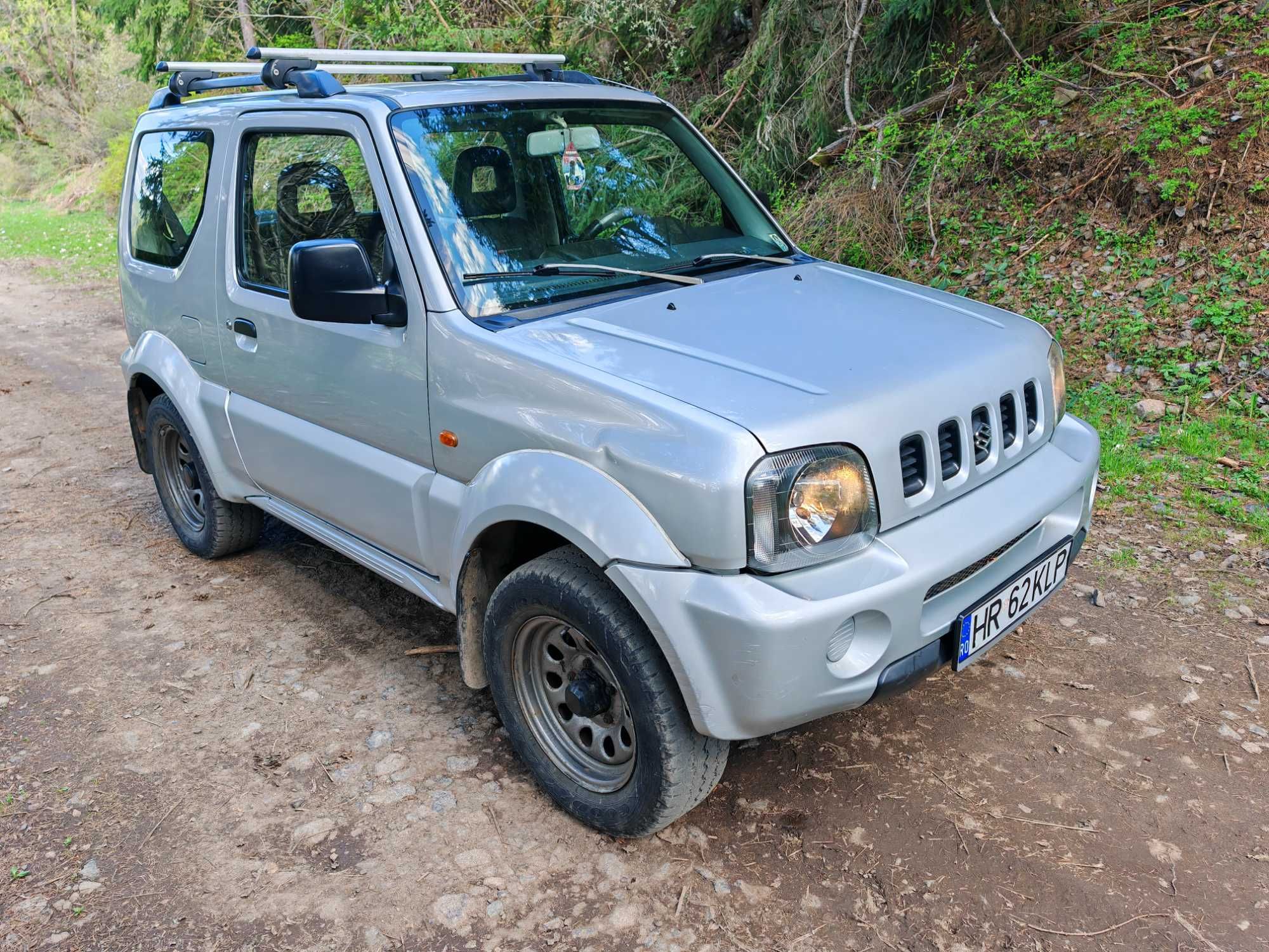 Vând Suzuki Jimny 1.3 AWD