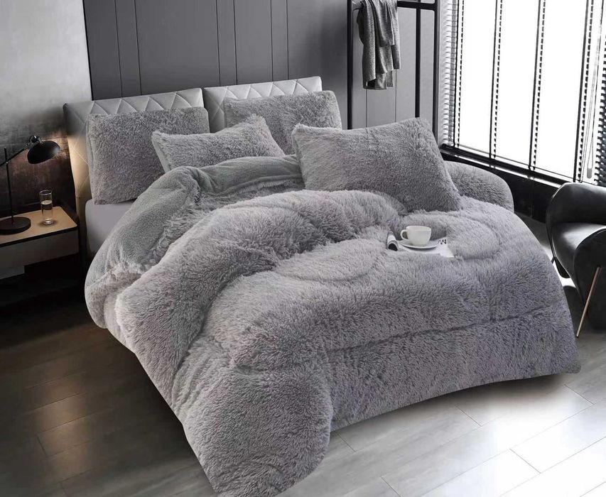 Pilota CoCoLiNo Fluffy 200x230cm + 2 fete de perna 50x75cm