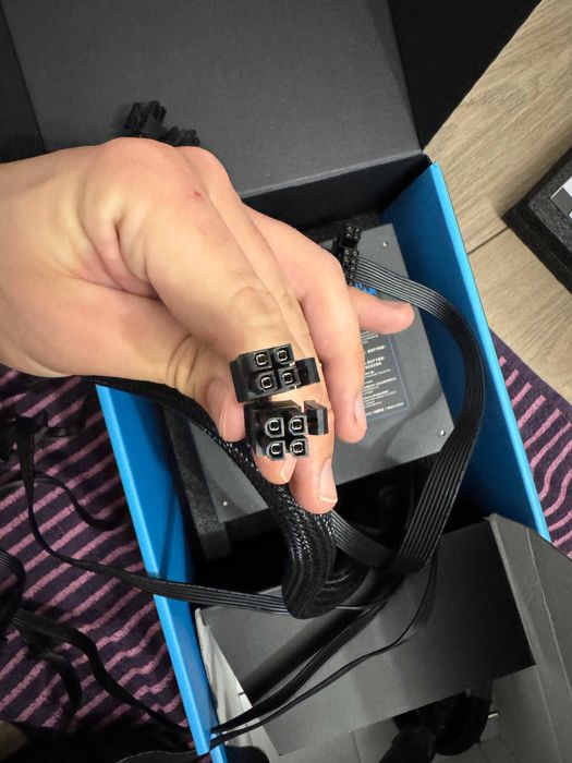 Sursa Raider II 750W 80+Silver Protectii