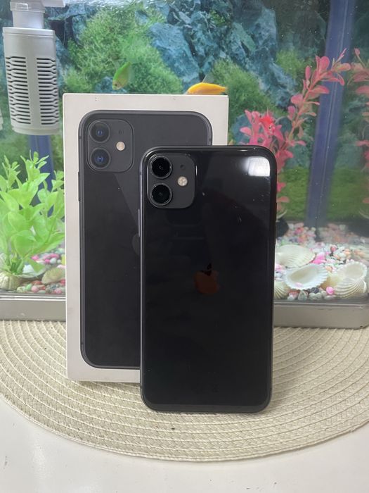 Продам IPhone 11 64Gb Black