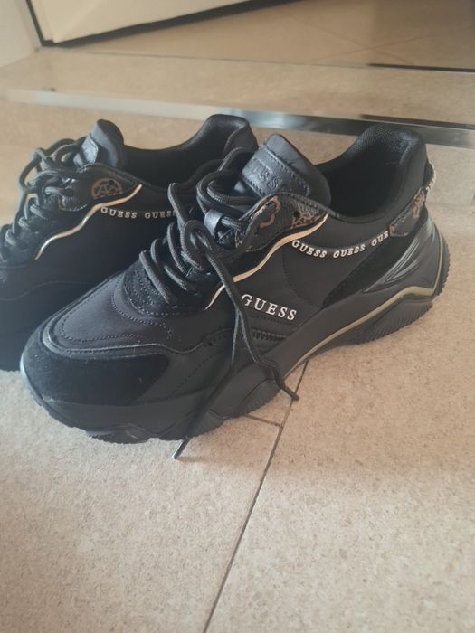 Дамски маратонки Guess