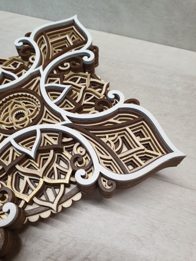 Cruce lemn mandala 3D, lemn plop, vopsit