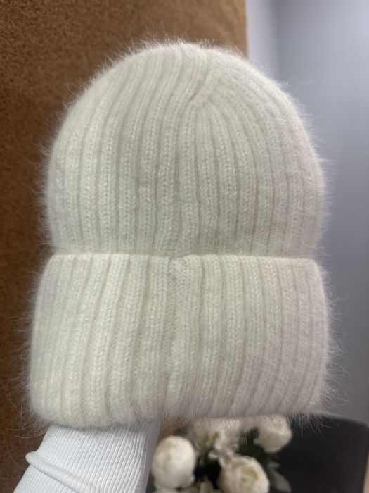 Продам новую шапку Италия