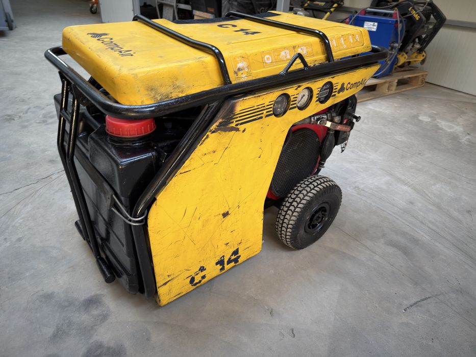 Motocompresor de aer CompAir C14 1.4m3/minut / 7-11 bar