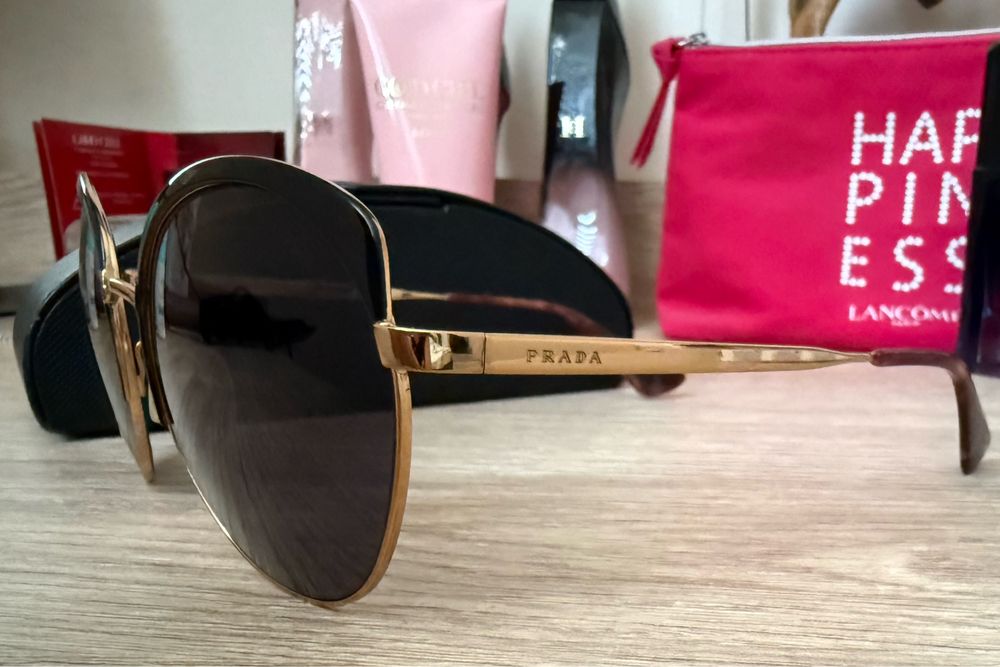 Слънчеви очила PRADA