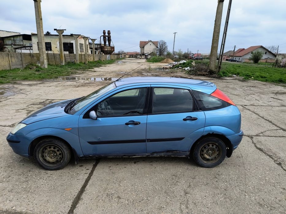Ford focus 1.4 benzina, 700 euro