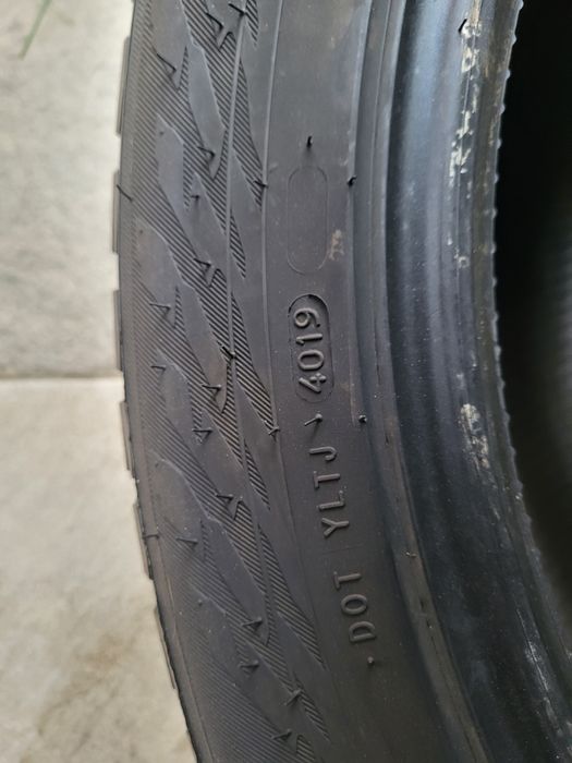 4бр 275/45/20 и 305/40/20 нокиан много запазени малко карани като нови