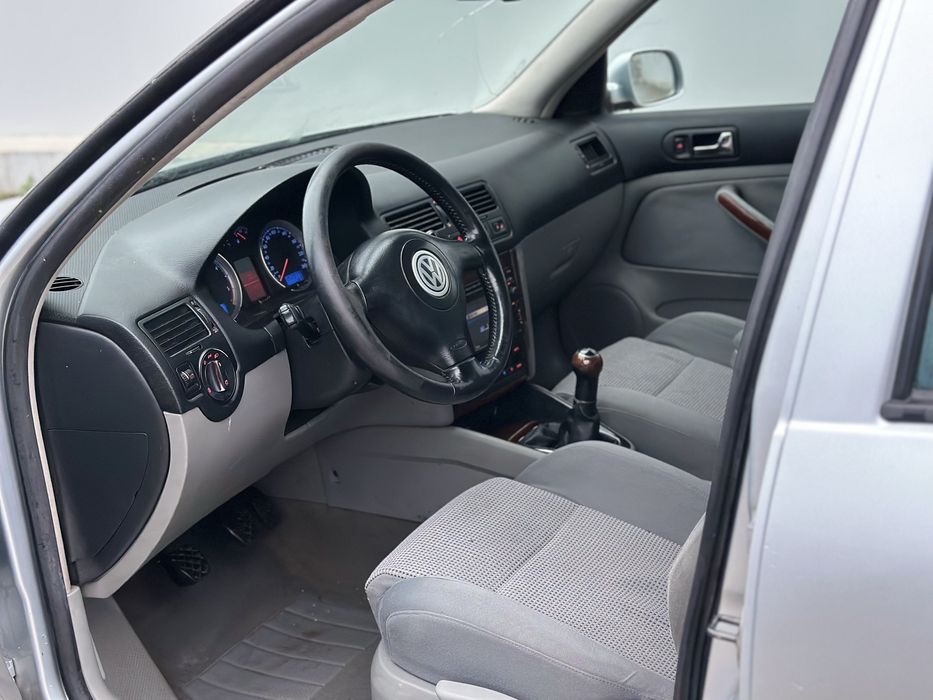 Vw Bora 1.9 Diese An 2005 150 Cai ARL 6+1 Trepte Unic Propietar