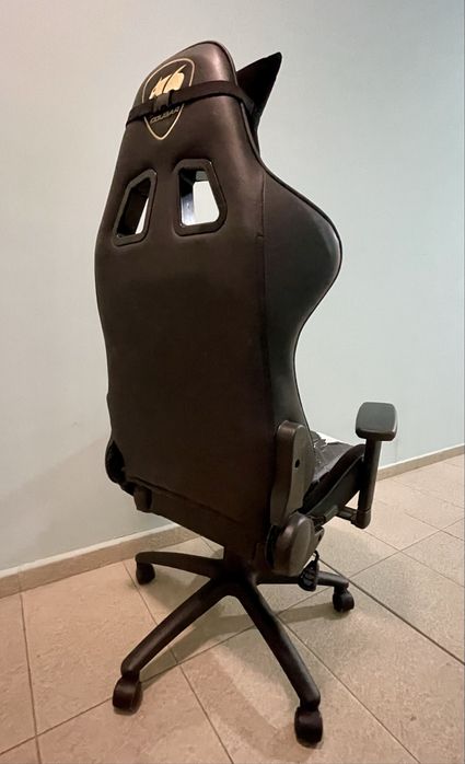 Геймърски стол Cougar Armor One Royal