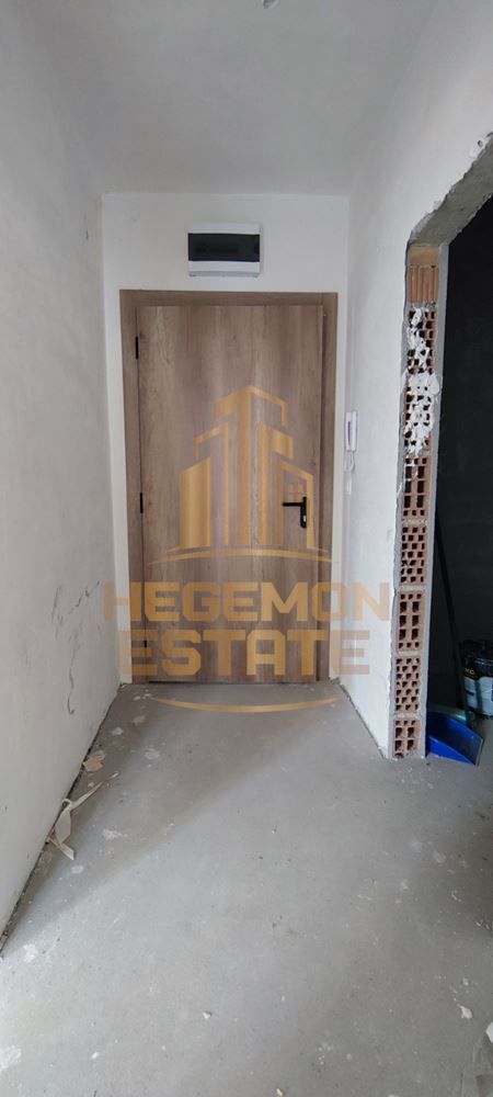 Продава се Двустаен апартамент в Варна, Левски - 60 кв.м за 1800 €/кв.м - Снимка #5
