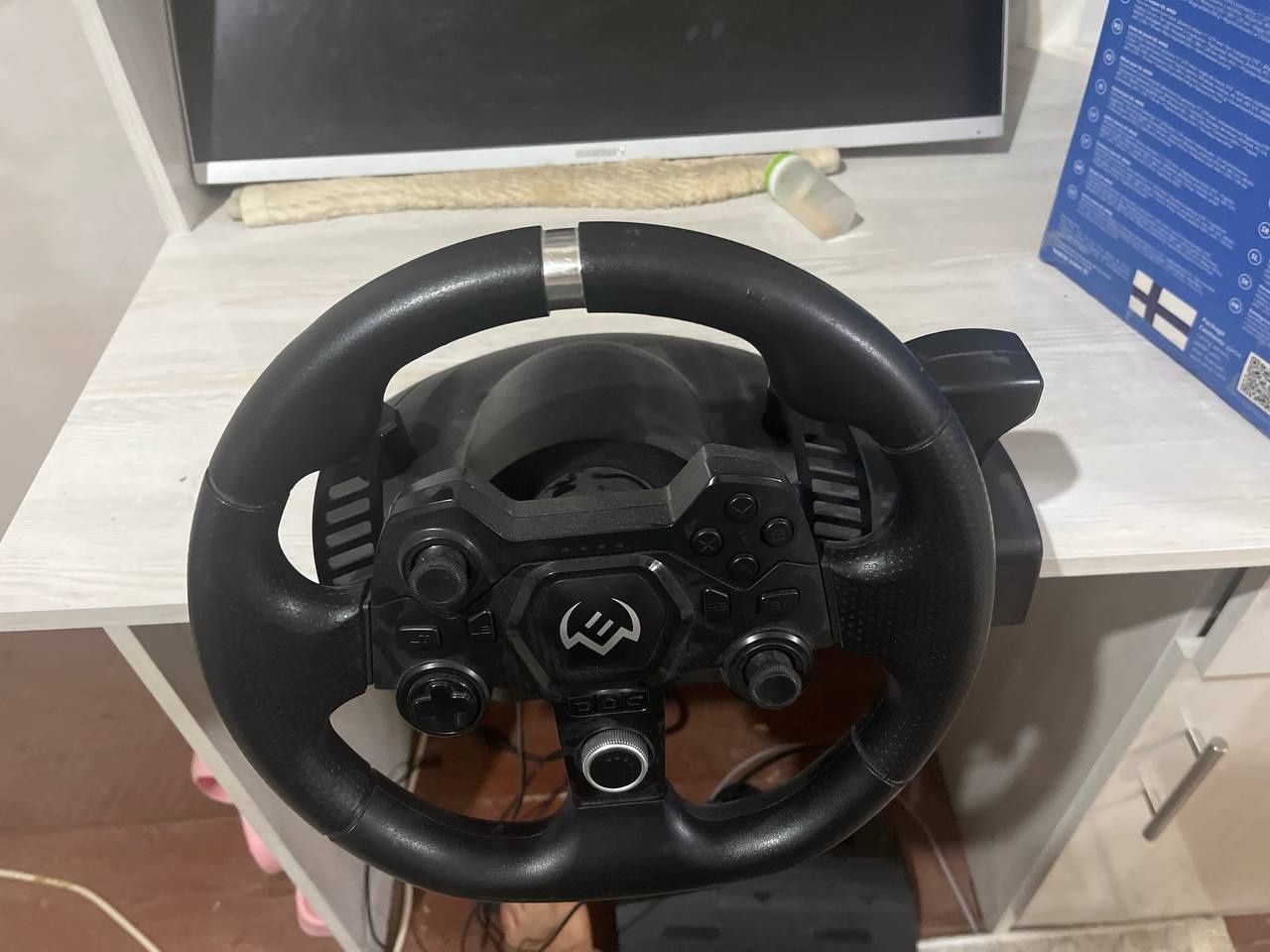 Игровой руль GC-W900 в отличном состоянии