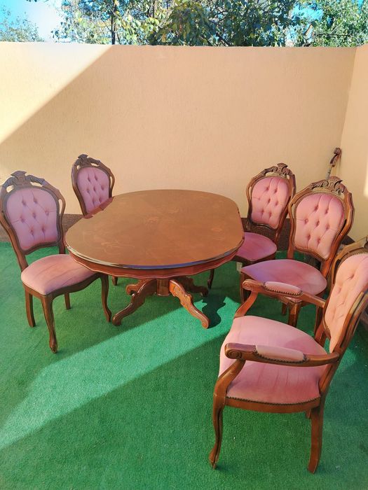 Masa cu 6 scaune ...divan Cu 2 fotoli