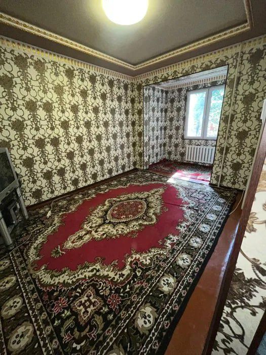 Продается квартира в Чиланзарском районе с Евроремонтом, 6-квартал