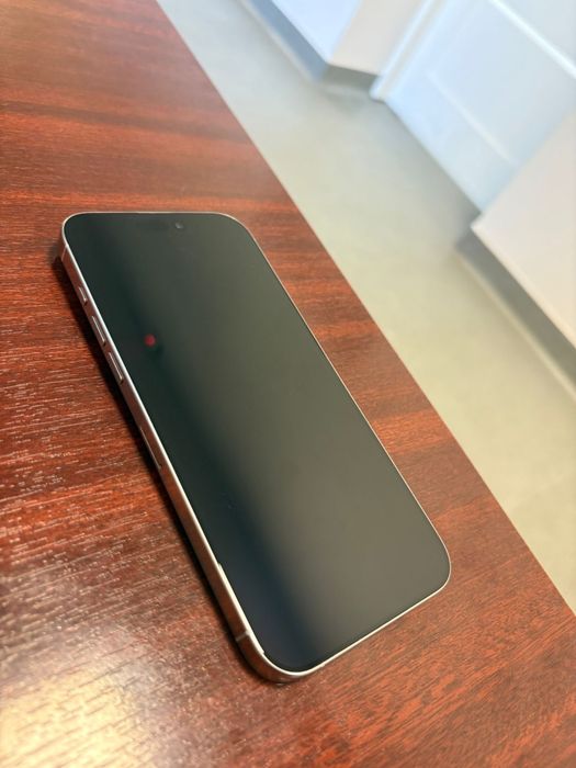 Iphone 16 pro max 256,baterie 100% alb