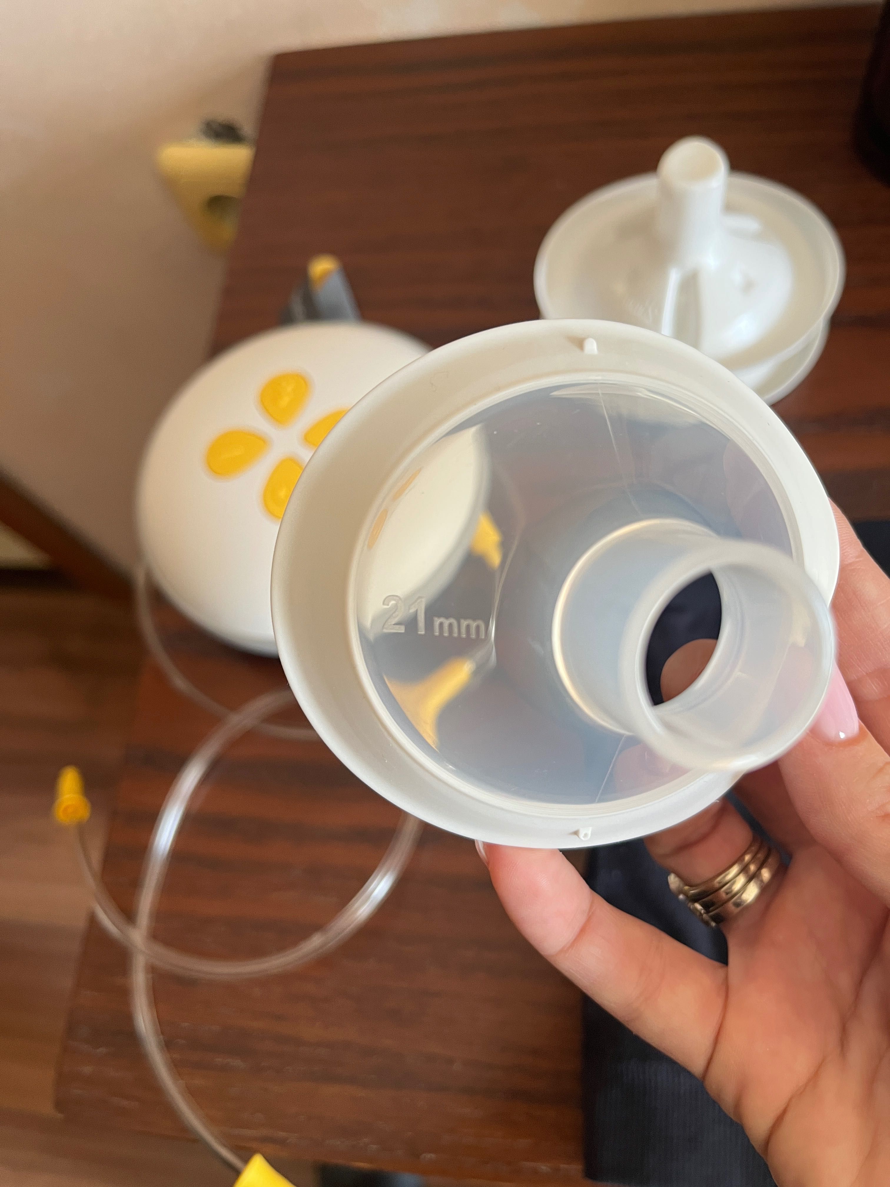 Двуфазна електрическа помпа Medela
Swing в гаранция + подарък бюстие