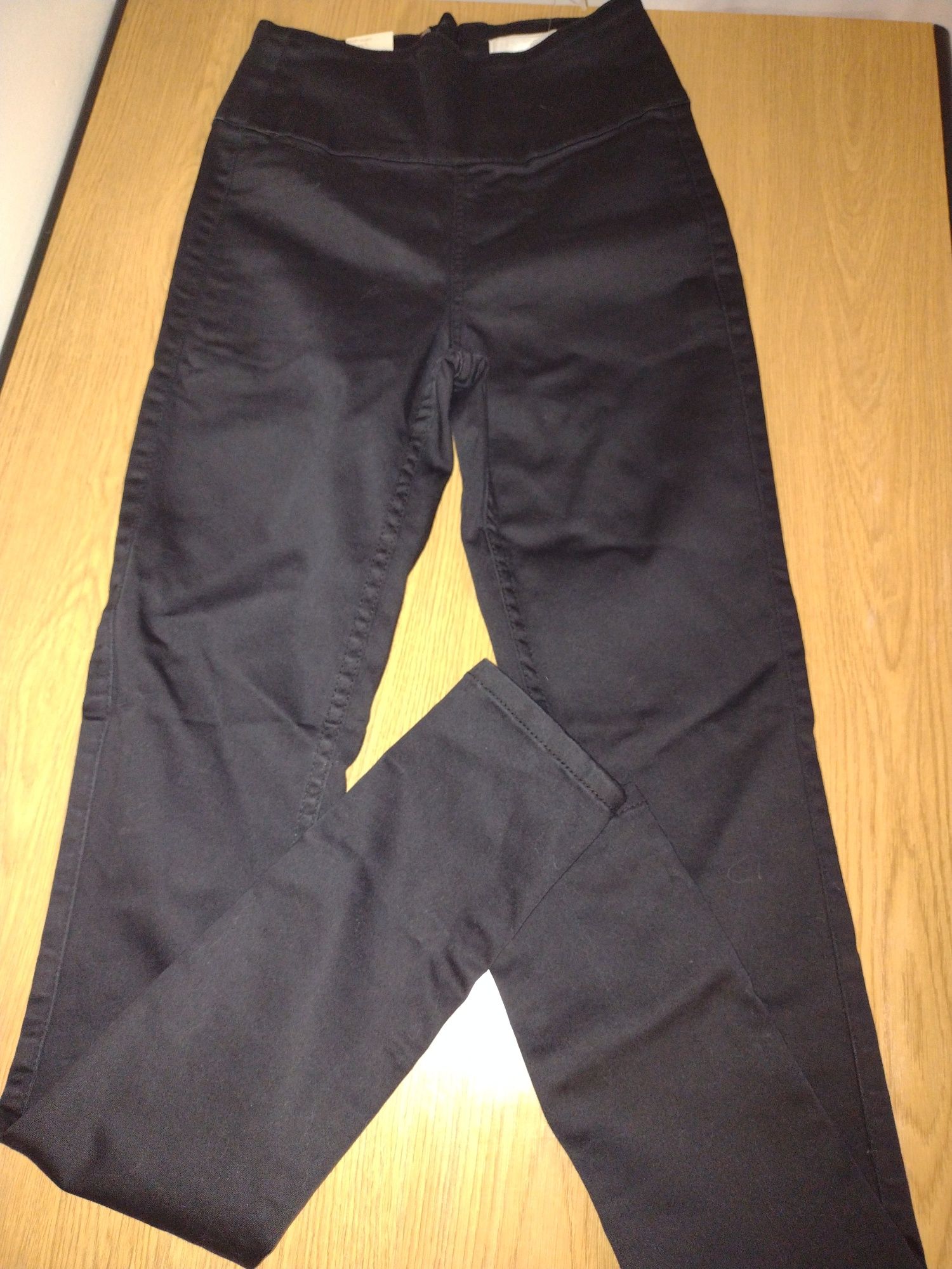 Pantaloni high waist slim