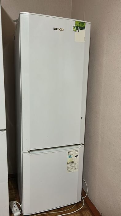 Холодильник беко.