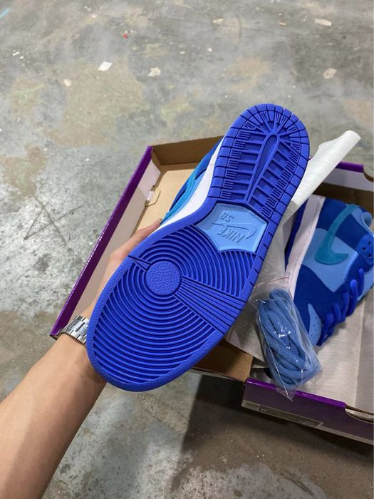 Nike SB Dunk Low Blue Raspberry