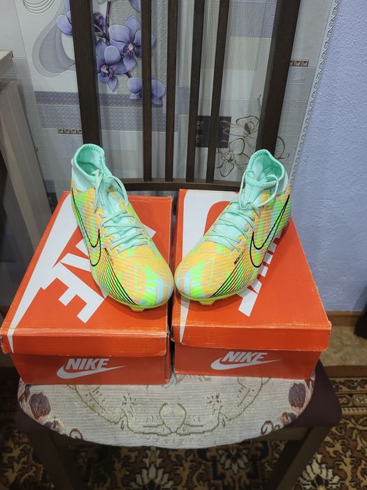 Бутсы новые. Отличные