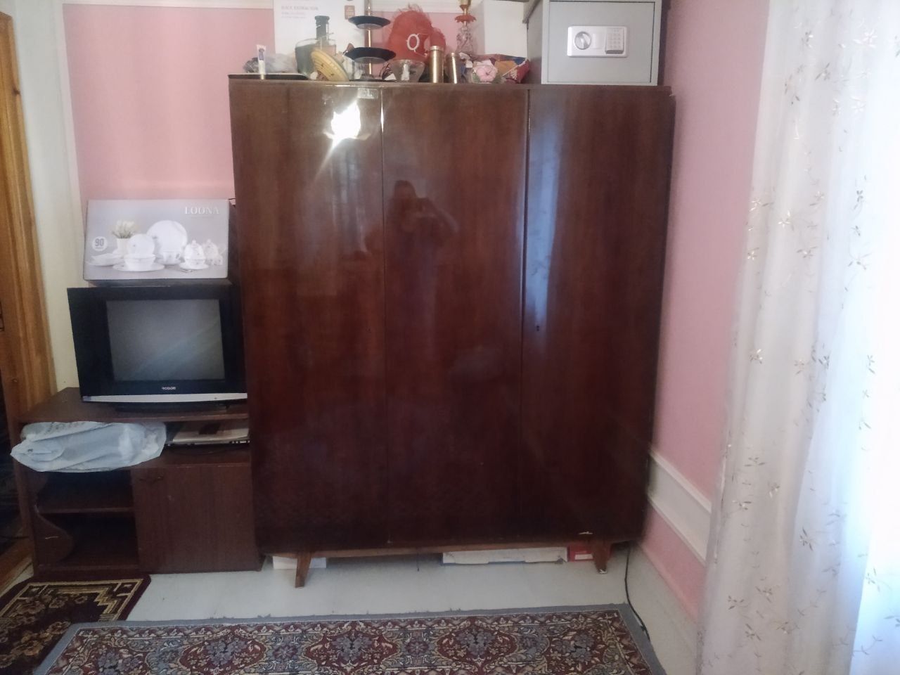 Шкаф Продается в хорошем состояние