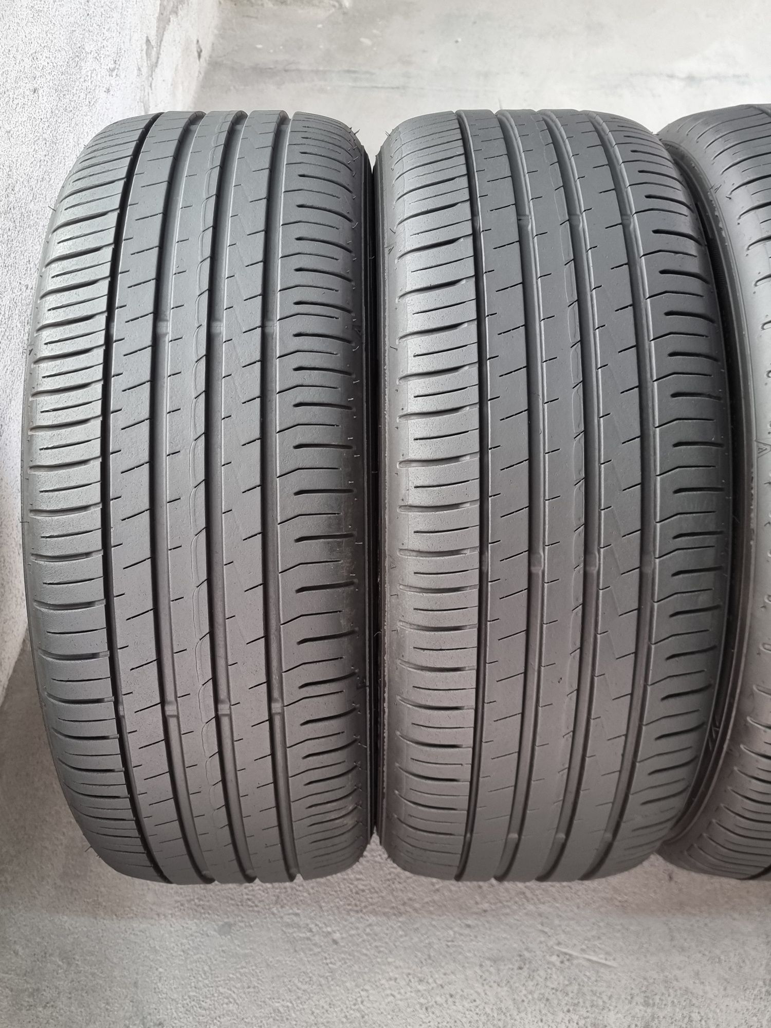 205/55/16 Falken 4Броя: 250лв 7мм