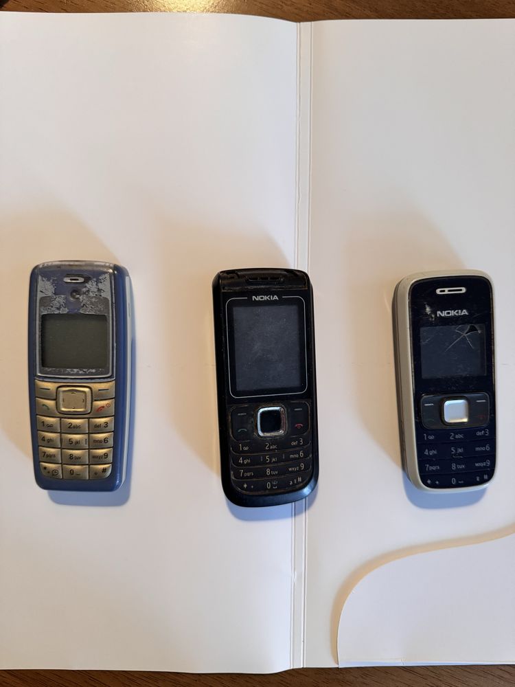 telefoane de colectie 4 NOKIA 1 SAMSUNG