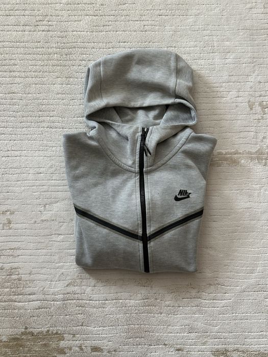 Nike Tech Fleece OG - M