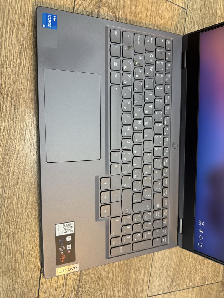 Лаптоп Lenovo legion 5 15IAH7 Rtx 3050ti Перфектен!